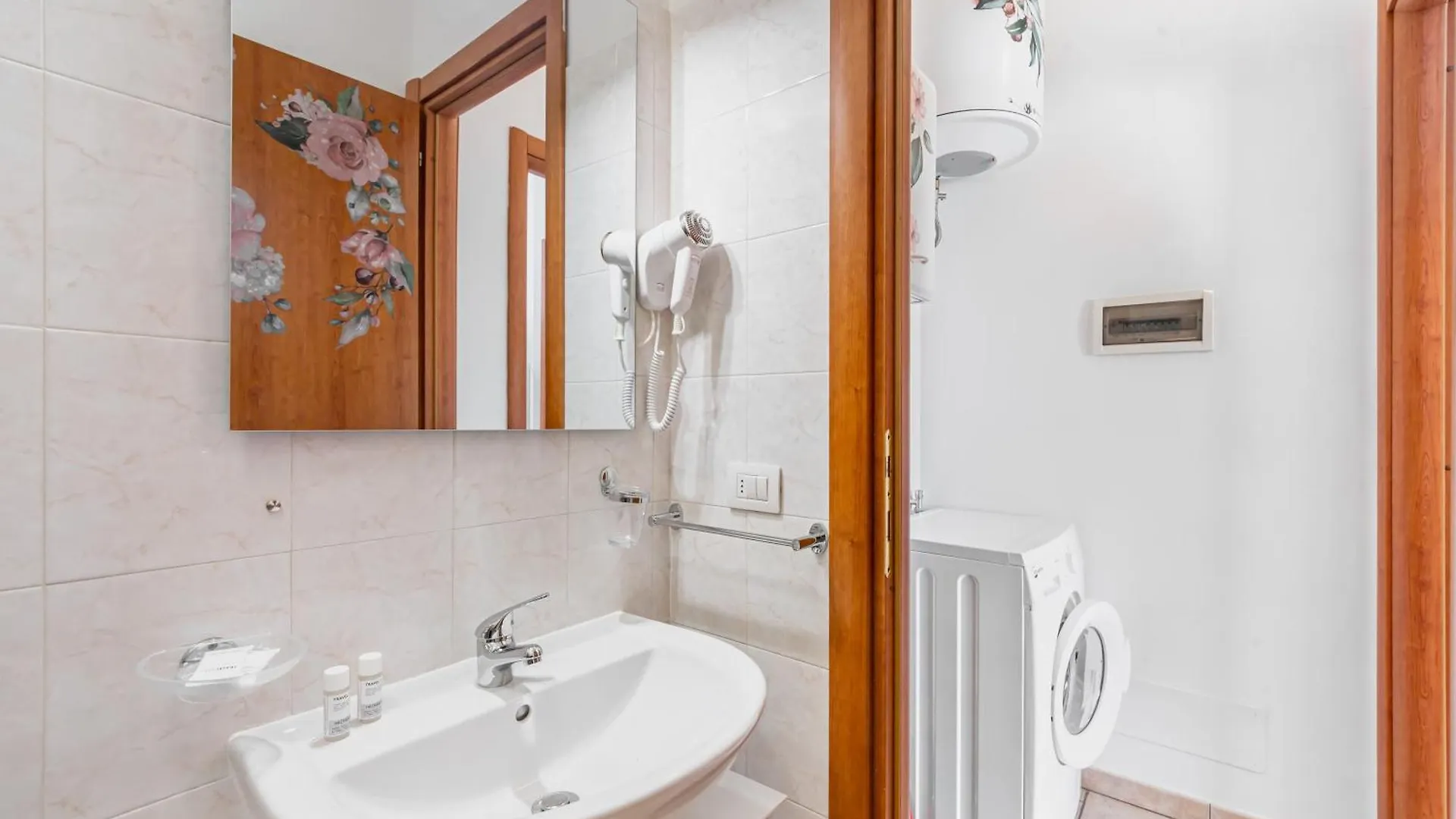Apartment La Nicchia Dei Papi - Visarno Arena Lovely Apt Florence Italy